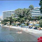 Louis Apollonia Beach