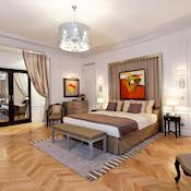 Majestic Villa & Hotel