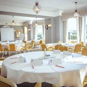 The Lawns - The Lansdowne Hotel