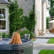 Garden hot tub - Muckrach Country House