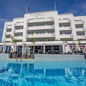 Front View - The Cumberland Hotel