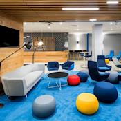 Relaxed lounge area designed for comfort and networking. - Holiday Inn Express Dublin City Centre