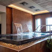 Spa Indoor Hydro Pool - IXORA Hotel & Spa