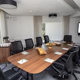 Tulip Boardroom