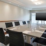 Boardroom 1